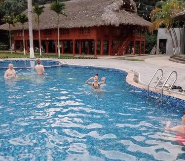 Yen Binh House | Khu nghỉ dưỡng Làng An Bình