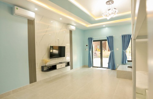 Old Quarter House | Kiwi's Homestay & Cafe