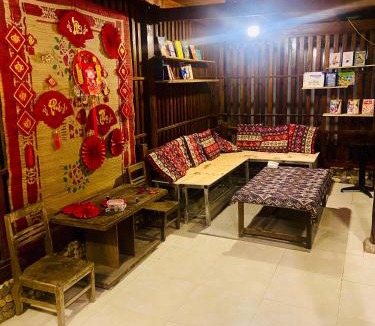 Yen Minh Hotel | Km 0 home Du Già