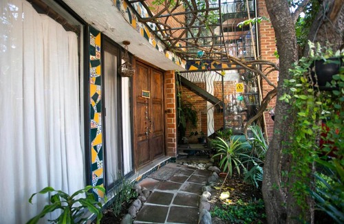 Cholula Apartment | Krishna by Majikal B&B