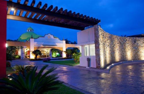 North Hotel Zone Resort | Krystal Vallarta