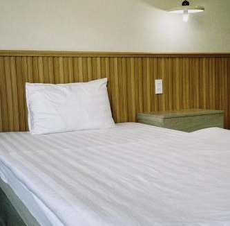 Long Xuyen Bed & Breakfast | Lá Homestay
