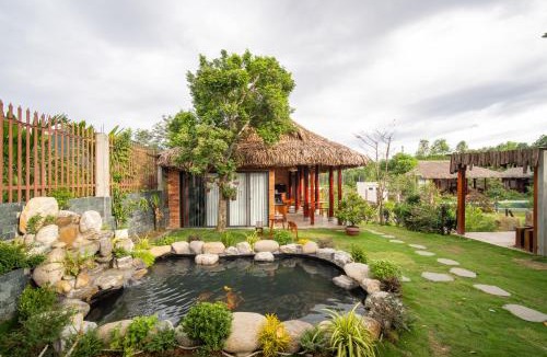 Hoa Vang Hotel | Lá Retreat near Ba Na Hills