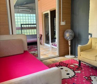 Long Ho Bed & Breakfast | Lọ Lem Homestay