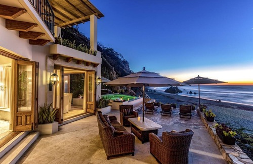 Santa Maria Huatulco Villa | La Bocana Beachfront Villa | Surf, Pool & Sunrises