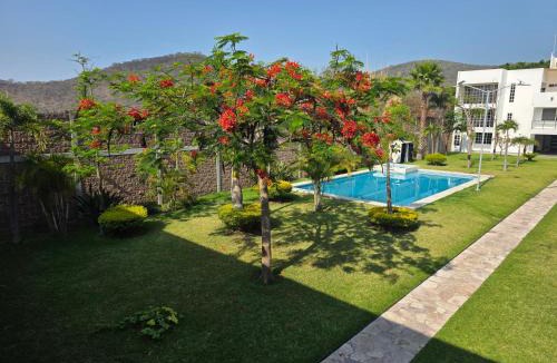 Ayala Apartment | La Casa Blanca VIP
