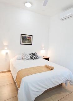 San Blas Hotel | La Familia