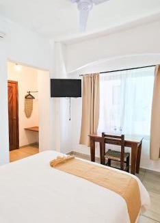 San Blas Hotel | La Familia