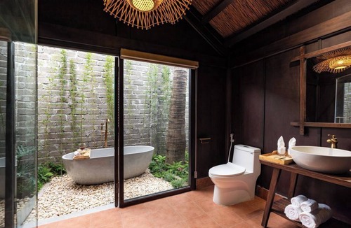 Hoa Lu Hotel | La Lua Resort Ninh Binh