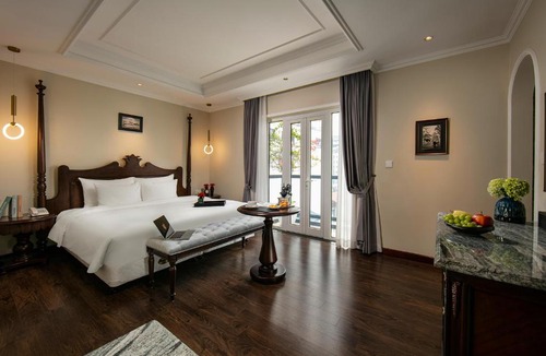 Hang Buom Hotel | La Mejor Hotel & Sky Bar