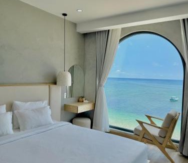 Phu Quy Hotel | La Mer Boutique House