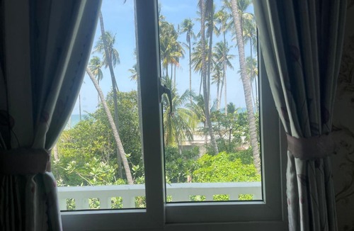 East Ham Tien Beach Hotel | La Mer Mũi Né Hotel