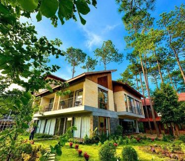 Kon Plong Bed & Breakfast | La Victoria Hotel Mang Den