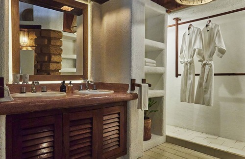 Zihuatanejo Hotel | La Villa Luz Adults Only