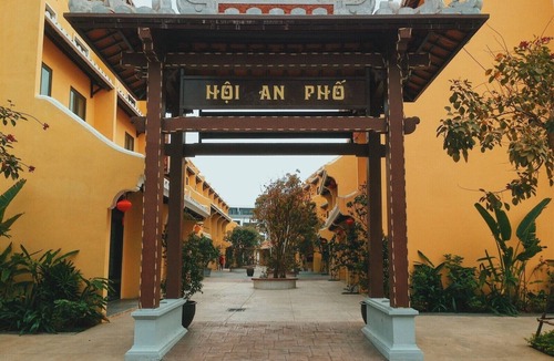 Ha Long House | LaBay Ha Long - - Ulesa neighbor's house