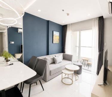 Phuong 8 Apartment | Lafayette 2BR City View - Terra Royal Apartment near Pink Church