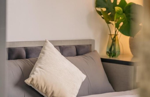 Lang Ha Apartment | LaHomestay Thái Hà