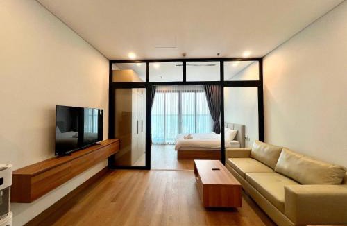 Dong Da Apartment | Lancaster Luminaire Hanoi Apartment - 1152 Lang street