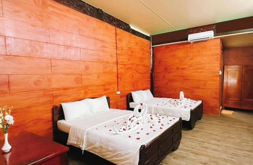 Phong Dien Hotel | Lang du lich sinh thai da noi
