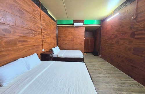 Phong Dien Hotel | Lang du lich sinh thai da noi