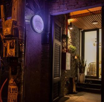 Van Mieu Hotel | Lanha Hotel - Homestay