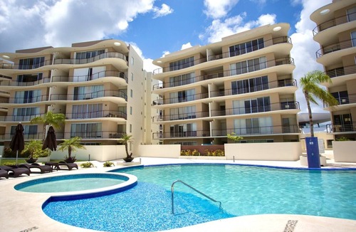 Cancun Apartment | Large apartment with pool and terrace!
