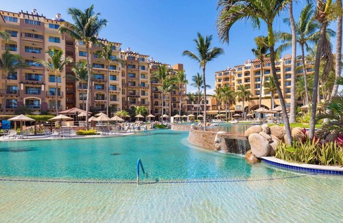 Flamingos Apartment | Large Three-Bedroom Suite at Villa del Palmar Flamingos