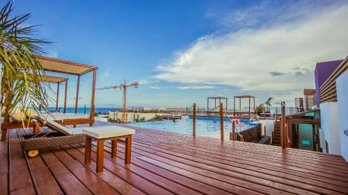 Downtown Apartment | Las Brisas 401 condo