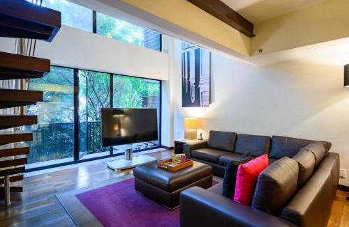 Miguel Hidalgo Hotel | Las Suites Campos Eliseos