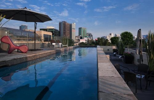 Miguel Hidalgo Hotel | Las Suites Campos Eliseos