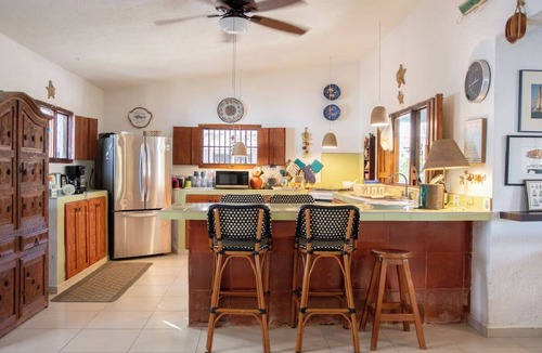 Telchac Puerto House | Las Tunas - Beachfront home in Telchac Puerto