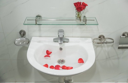 Hang Trong Hostel | Laura house