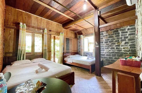 Quan Tom Cabin | Lava Rock Viet Nam Lodge