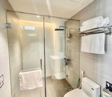 Huong Thuy House | LD Homestay & Apartment