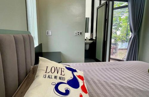 Ha Giang Hostel | Le Trang homestay - 50cc & bicycle for rent