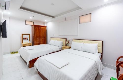 Long Bien Hotel | Light Hotel Ha Noi - Near AEON Mall Long Bien