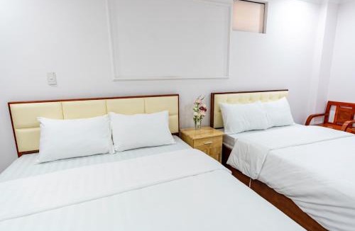 Long Bien Hotel | Light Hotel Ha Noi - Near AEON Mall Long Bien