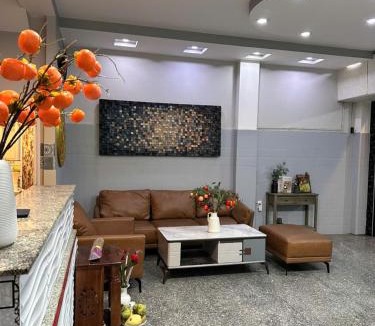 Binh Tan Hotel | Linh Ngọc Châu Hotel