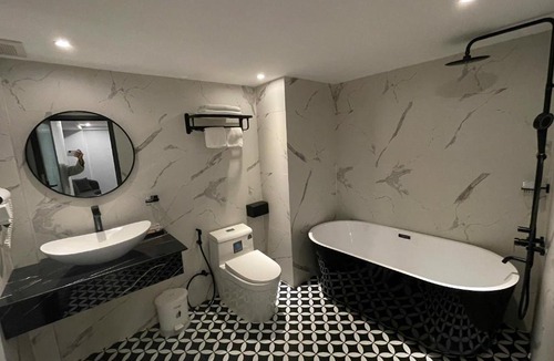 Ninh Kieu Hotel | LION 9 HOTEL