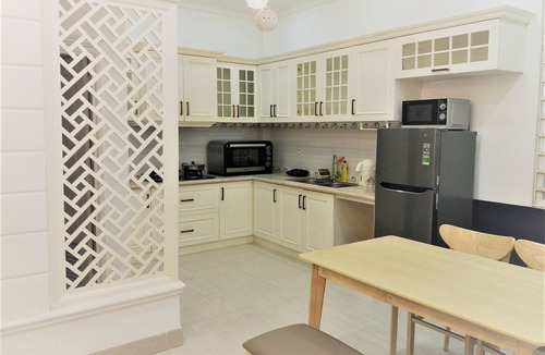 District 3 House | Little Dough Entire Urban House 4BRs and 4 bathrooms