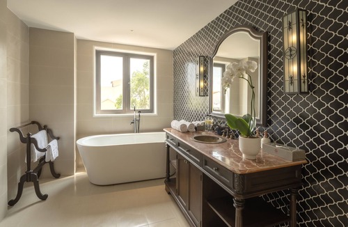 Cam Pho Hotel | Little Residence. A Boutique Hotel & Spa