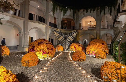 Colonia Azteca Hotel | Live Aqua San Miguel de Allende