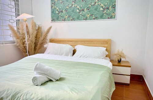 Hai Phong House | Local Me - Exclusive Centre Room