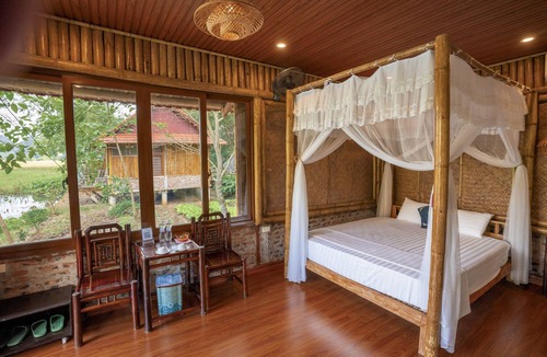 Hoa Lu Hotel | Lotus Field Homestay