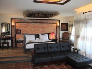 East Ham Tien Beach Resort | Lotus Village Resort