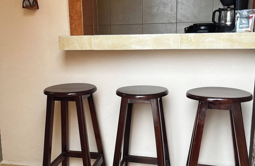 Los Faroles Apartment | *LOVELY APARTMENT- BEST FOR SOLOS OR COUPLE TRAVELERS*