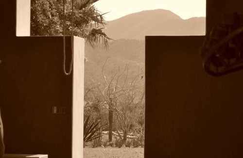 Ensenada Los Muertos Apartment | Lower Cascada: Ocean view suite with indoor/outdoor showers