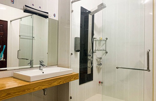 Korean Industrial Zone House | Lucky Hotel