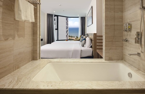 Tran Phu Beach Hotel | Lucky Sun Hotel