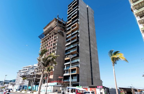 Mazatlan Apartment | Lujo y Comodidad Frente al Mar en Torre Catania